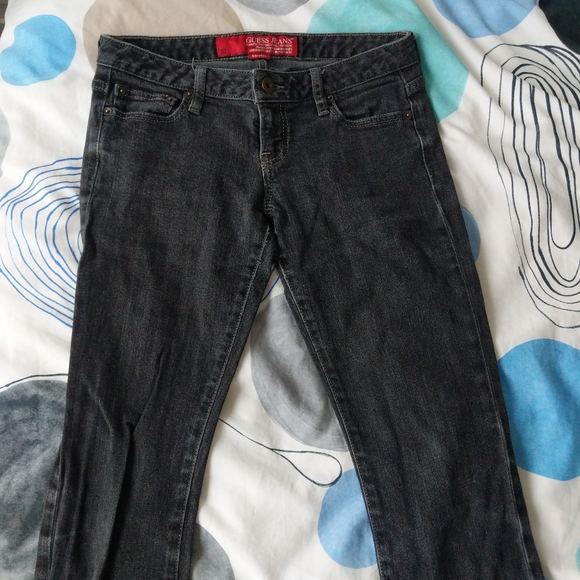 Guess low rise black stretch jeans - Picture 2 of 4